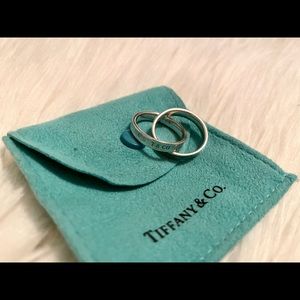 Auth. Tiffany Interlocking Circles Ring - size 5